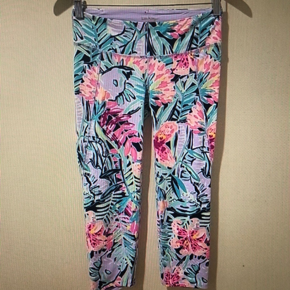 Lilly Pulitzer Luxletic Anika Weekender Crop Leggings in "Slathouse Soirée" Sz S